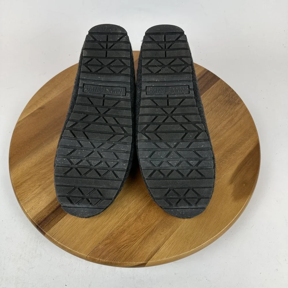 New Mens Minnetonka Neil Charcoal Wool Blend Slip On Indoor Clog Slipper Size 12